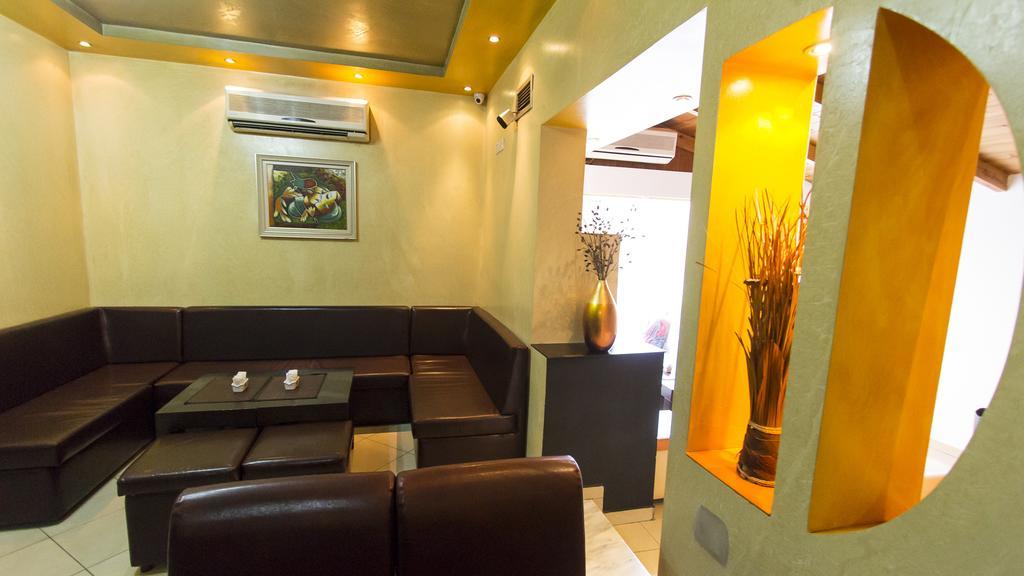 Vila 57 Hotel Tiranë Eksteriør bilde