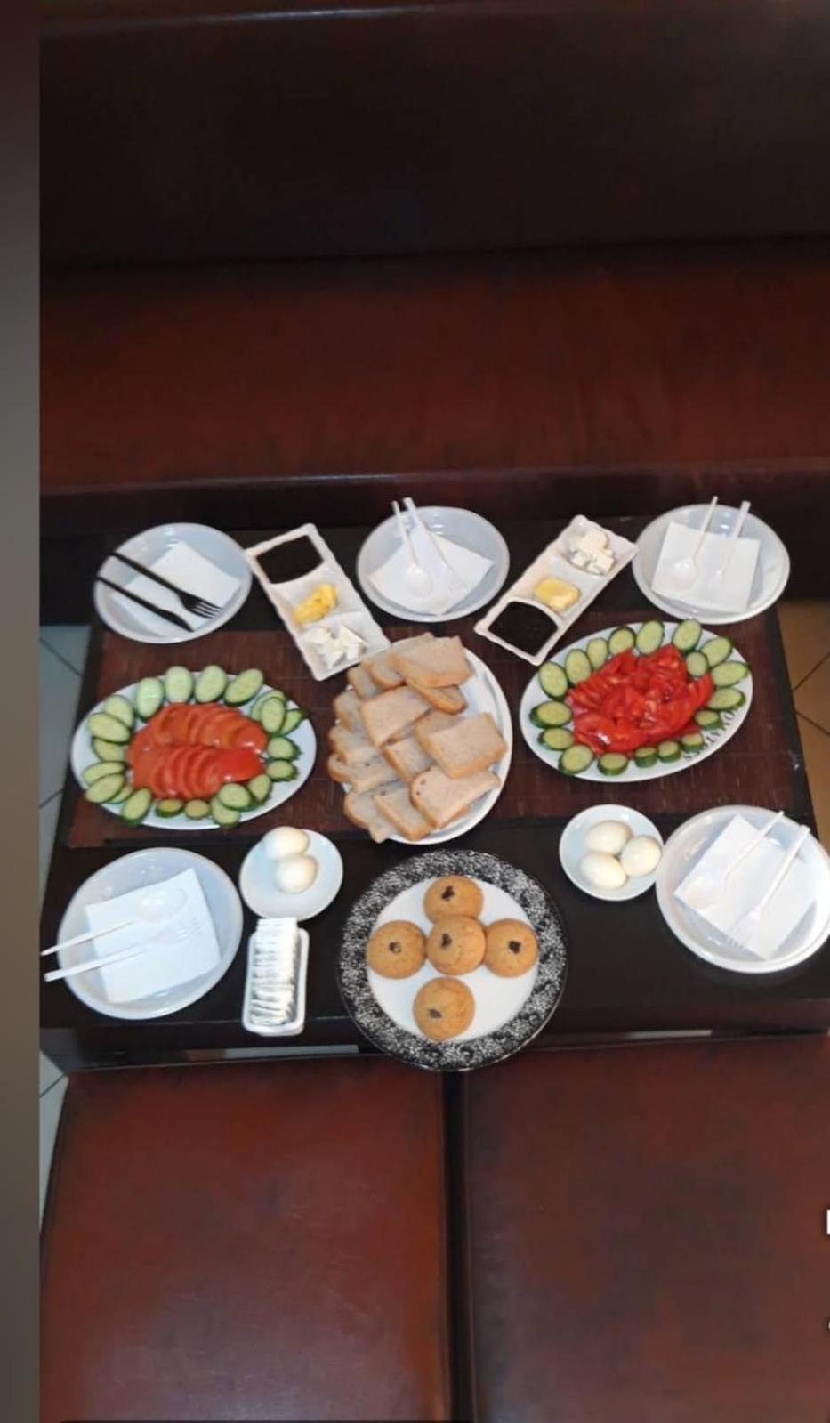Vila 57 Hotel Tiranë Eksteriør bilde